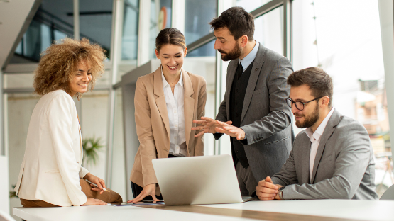 El papel de la tecnología en la asesoría moderna